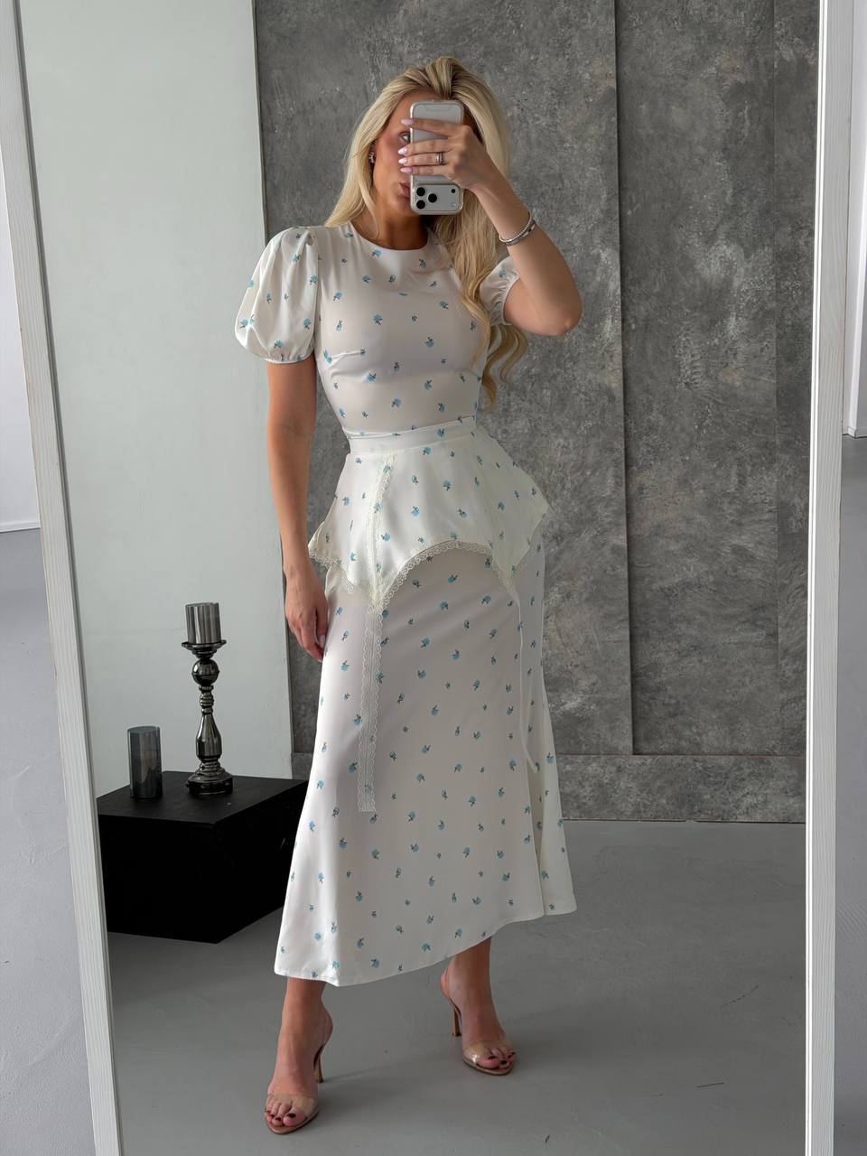 Floral Puff-Sleeve Midi Dress