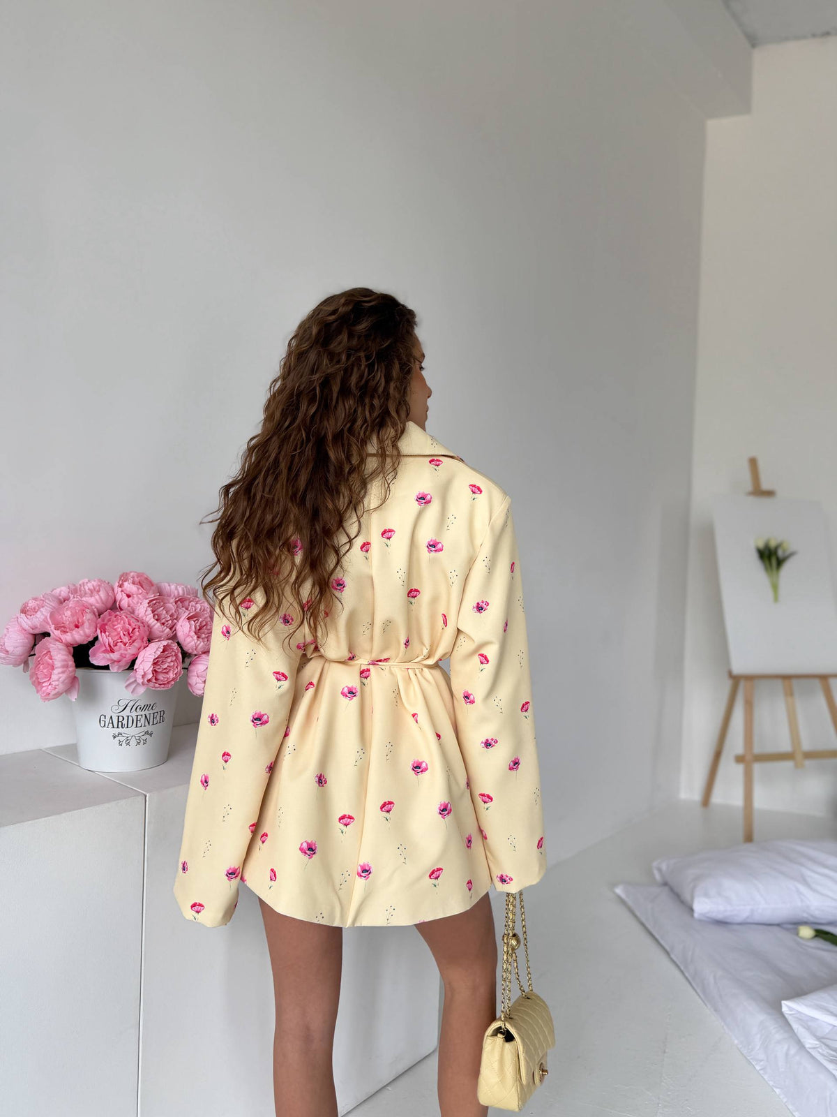 Oversized lined blazer with a floral print